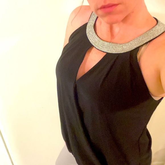 White House Black Market blouse - Picture 2 of 11